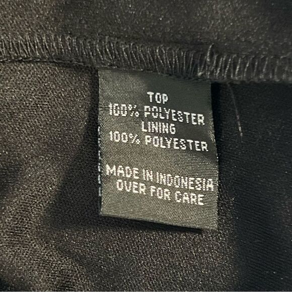 IZ Byer Black Floral Chiffon Top Size L Ruffled Boho Dark Floral Whimsigoth - Picture 8 of 8